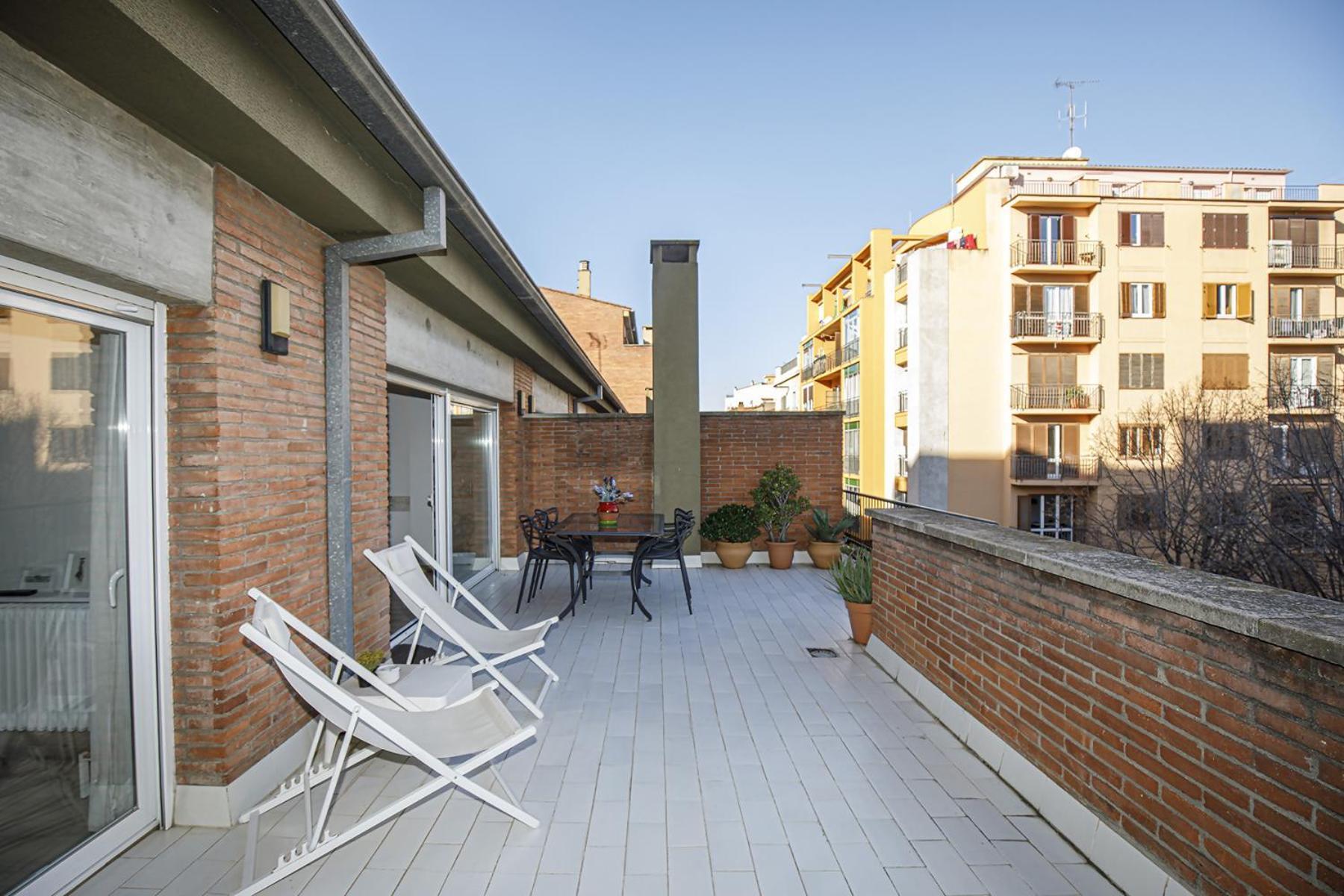Apartamento Con Gran Terraza En Girona Exterior photo